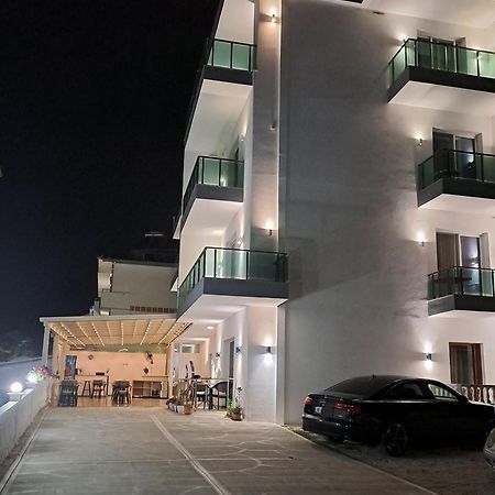 Hotel Vathi كساميل المظهر الخارجي الصورة