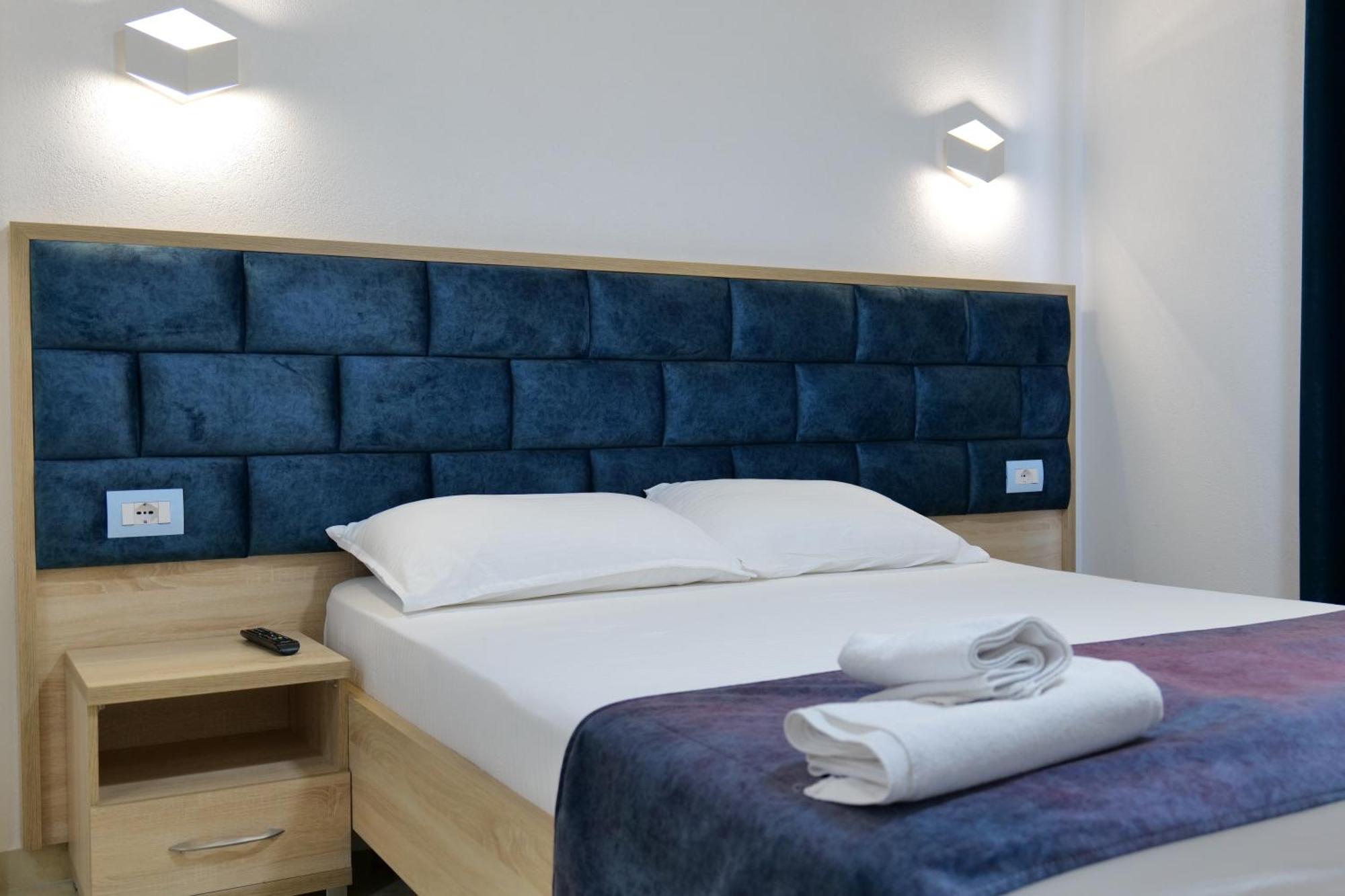 Hotel Vathi كساميل المظهر الخارجي الصورة