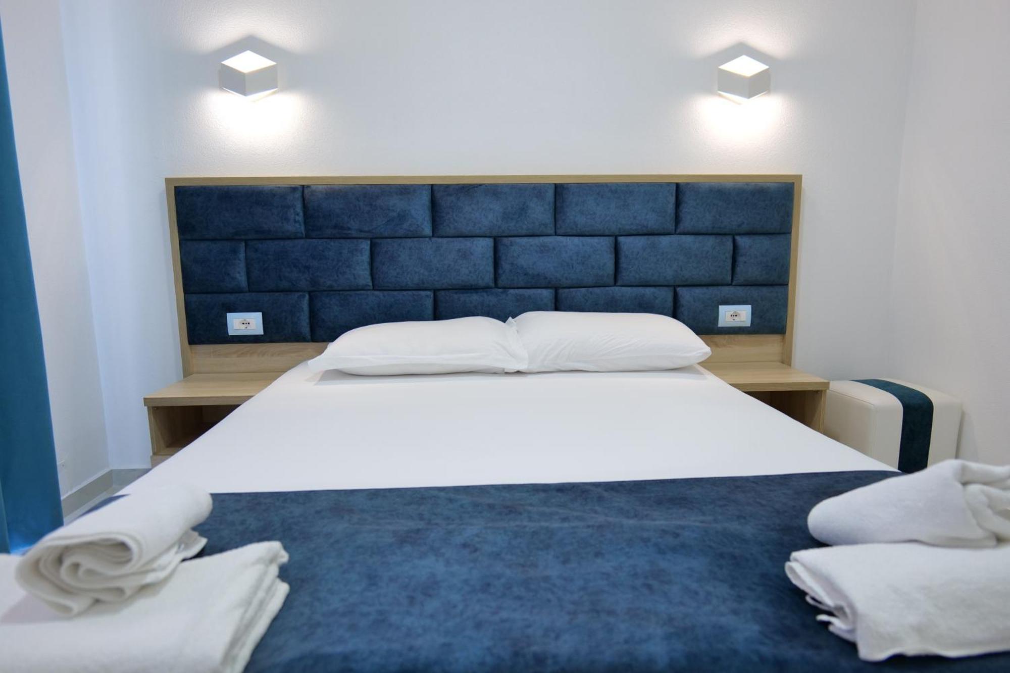 Hotel Vathi كساميل المظهر الخارجي الصورة