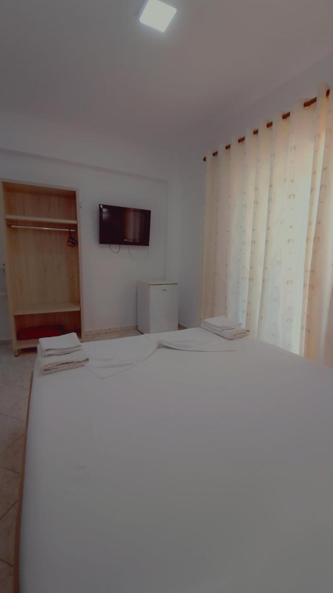 Hotel Vathi كساميل المظهر الخارجي الصورة
